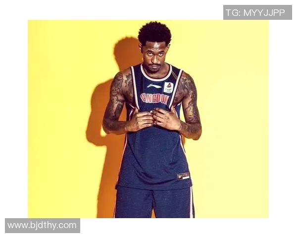 马尚布鲁克斯:从篮球场的闪耀星辰到生活中的坚韧斗士