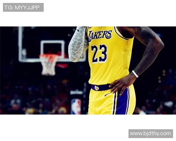 鹈鹕队与太阳队激战正酣谁能在这场对决中笑到最后