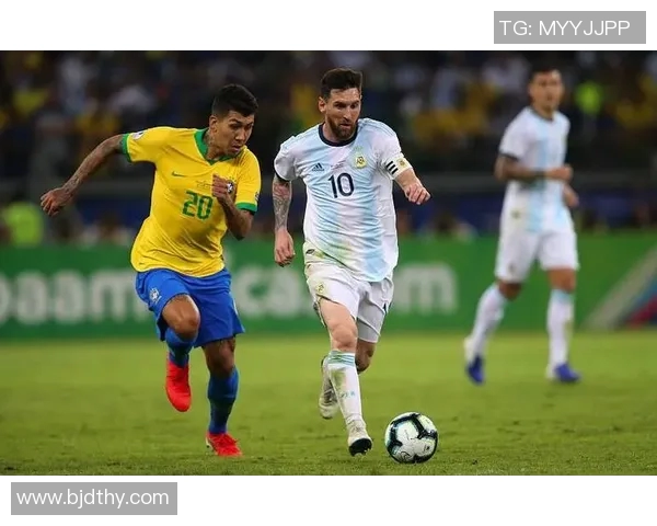 拉素与乌甸尼斯激战正酣谁能在意甲赛场上笑到最后