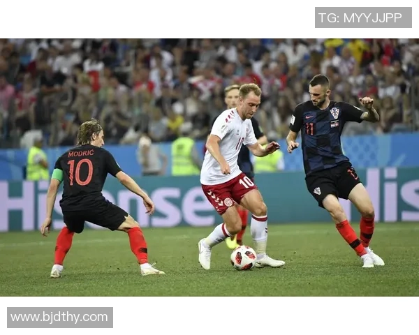 贝里与福利特激战正酣比分悬念迭起引发球迷热议